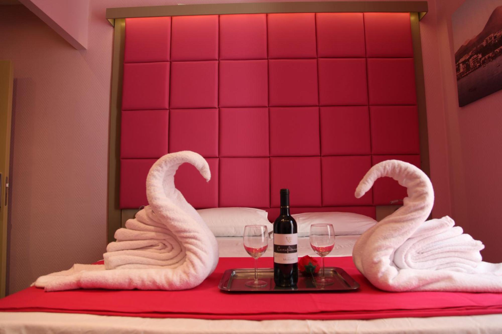 Dolce Vita Rooms Napoli Ngoại thất bức ảnh