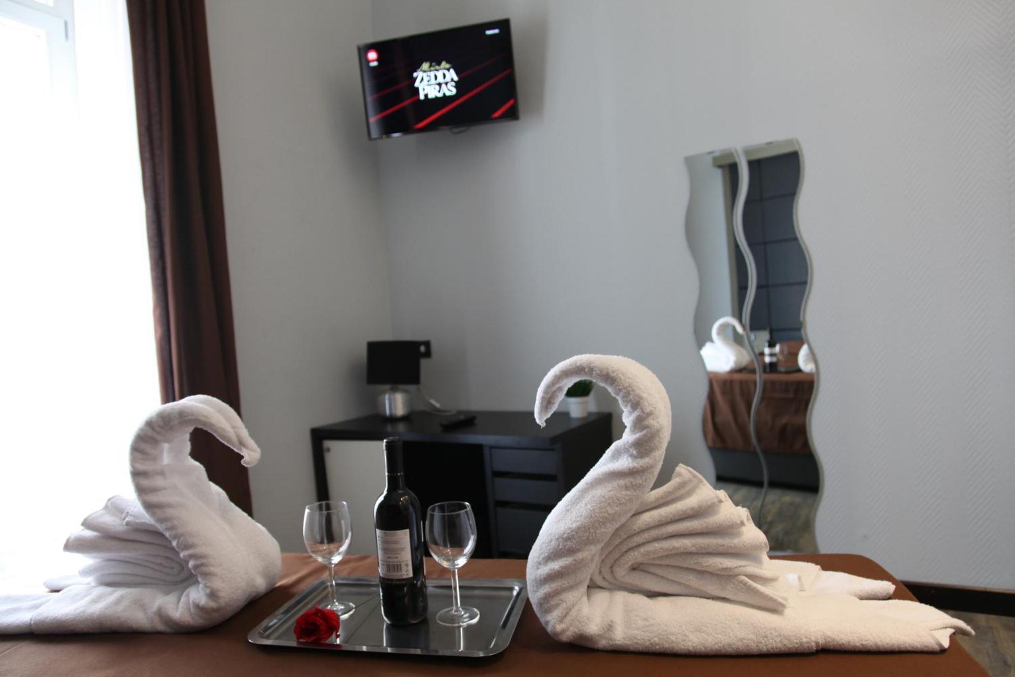 Dolce Vita Rooms Napoli Ngoại thất bức ảnh