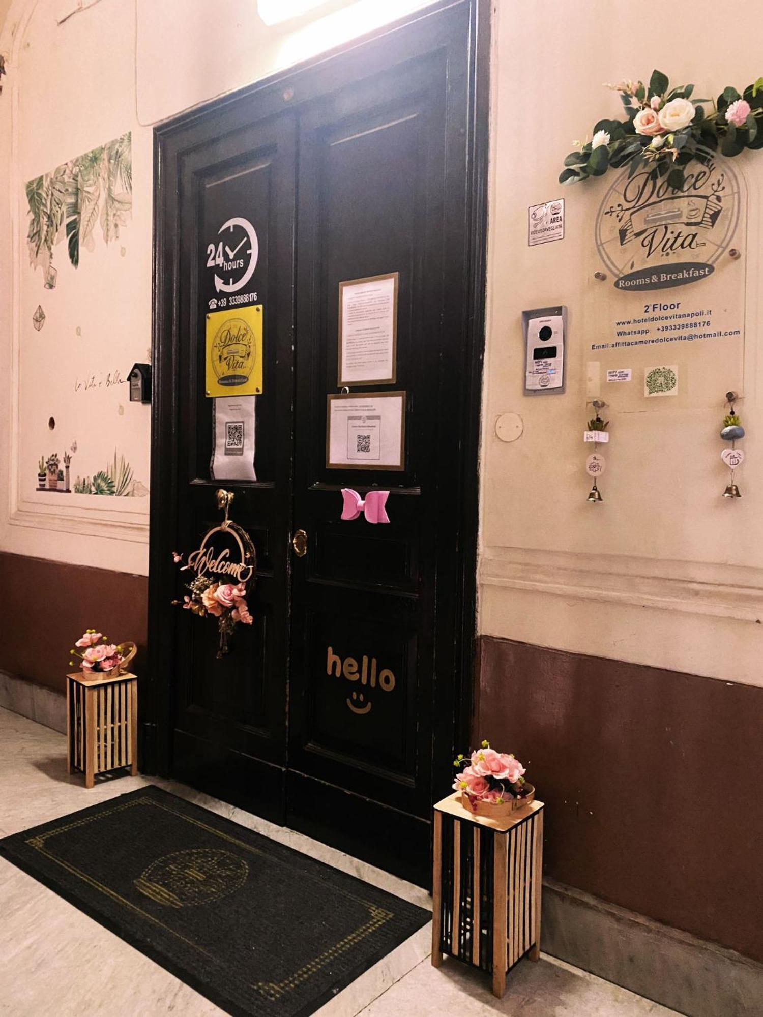 Dolce Vita Rooms Napoli Ngoại thất bức ảnh