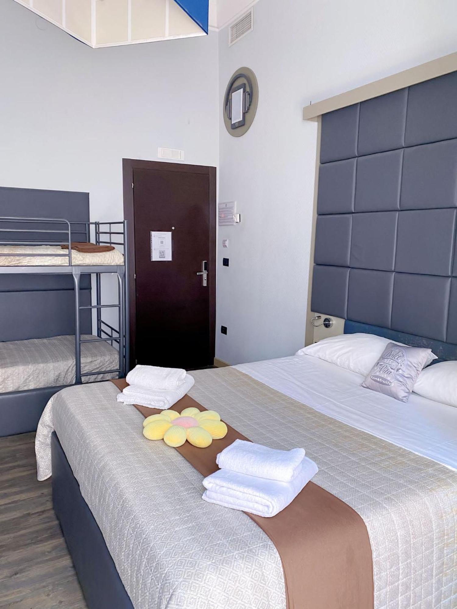 Dolce Vita Rooms Napoli Ngoại thất bức ảnh